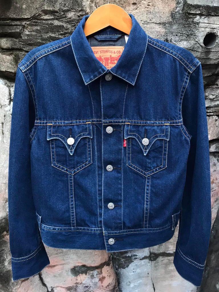 Levi's Type 1 Iconic Trucker Denim Jacket Mid Rinse Size S, Fesyen Pria,  Pakaian , Baju Luaran di Carousell