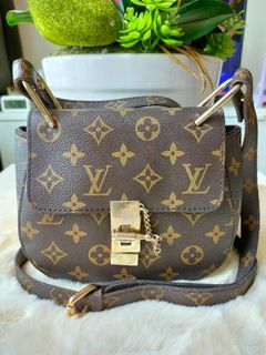(Category: ) located in . Submitted by najabundlebranded (Listing ID 1154626253, Image 1). Description: .