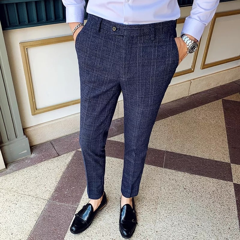 Check pants blue store
