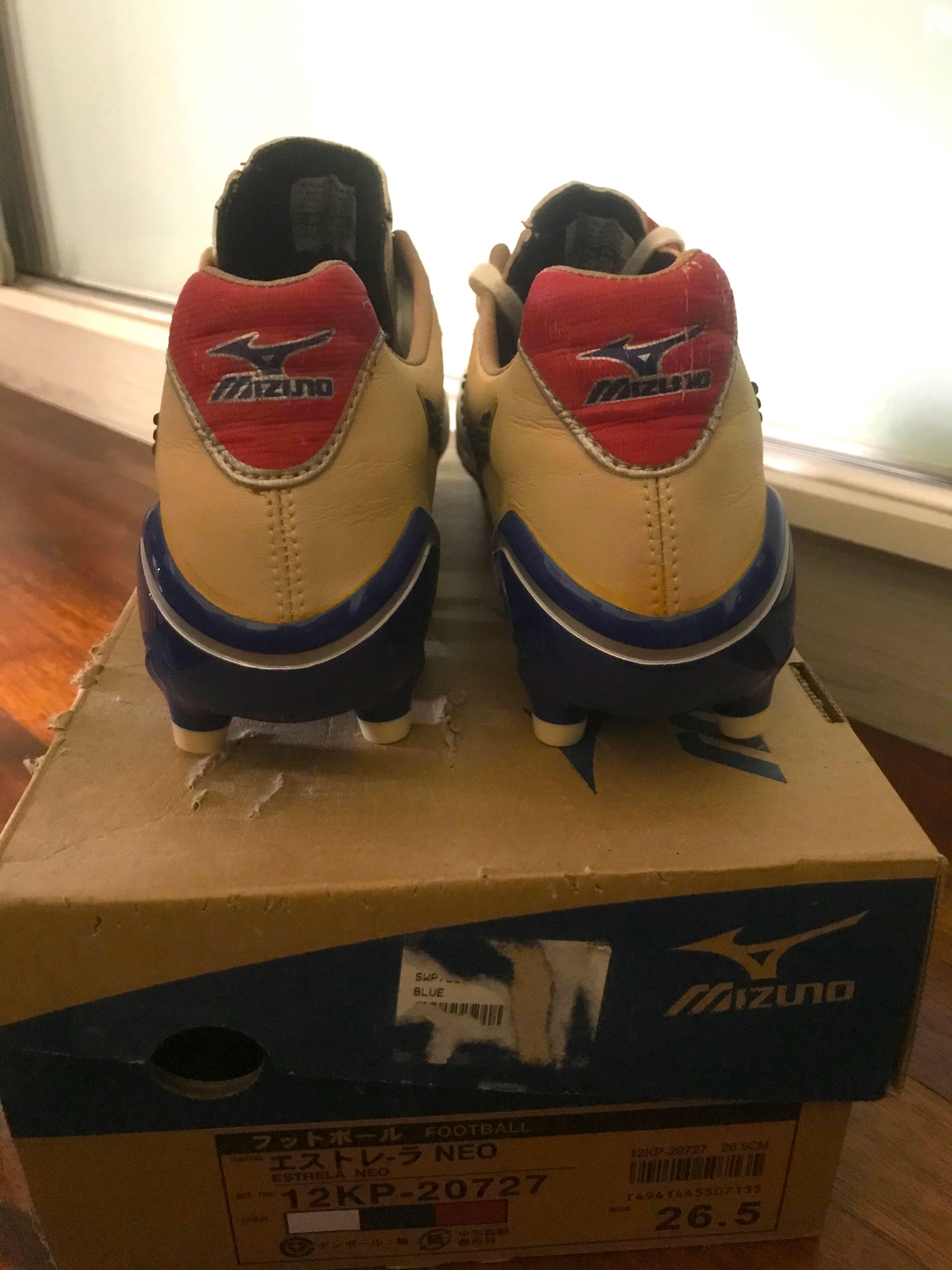 Mizuno Estrela Football Boots Brand New