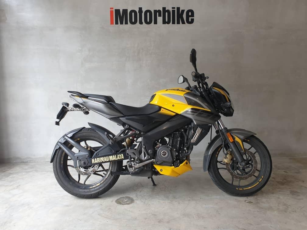 Modenas Pulsar NS200 2018 GREAT CONDITION Motorbikes on