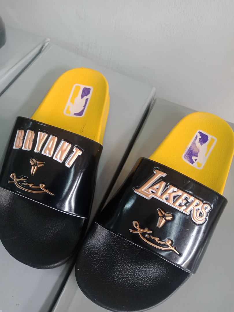 nba slippers nike