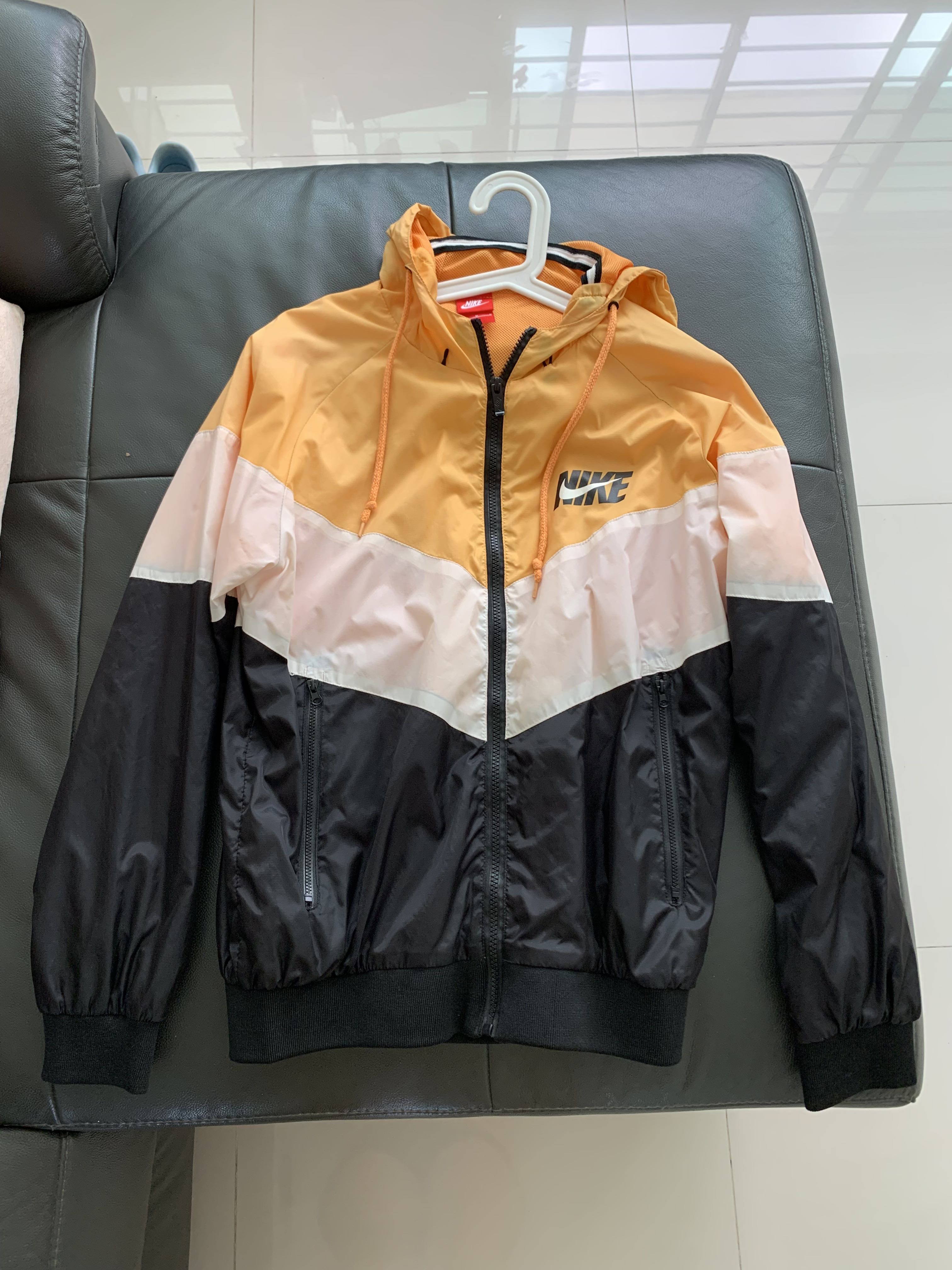 mint nike jacket