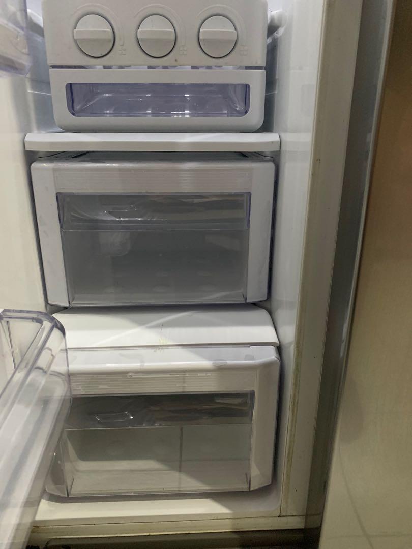 Samsung TwoDoor Side by Side Refrigerator (Elegant Inox), TV & Home