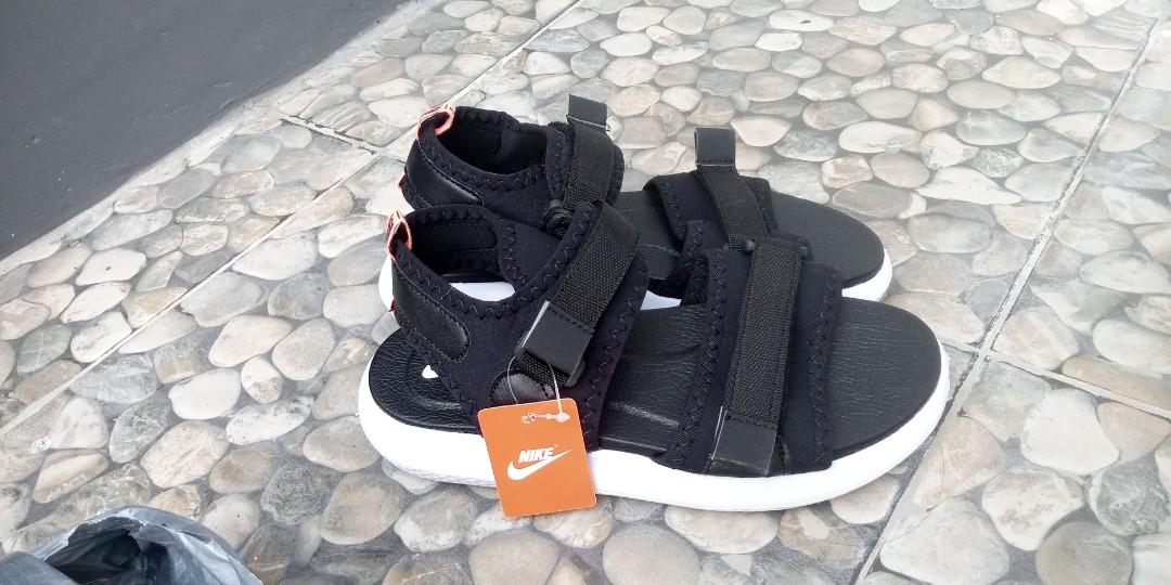 Nike sepatu sandal top