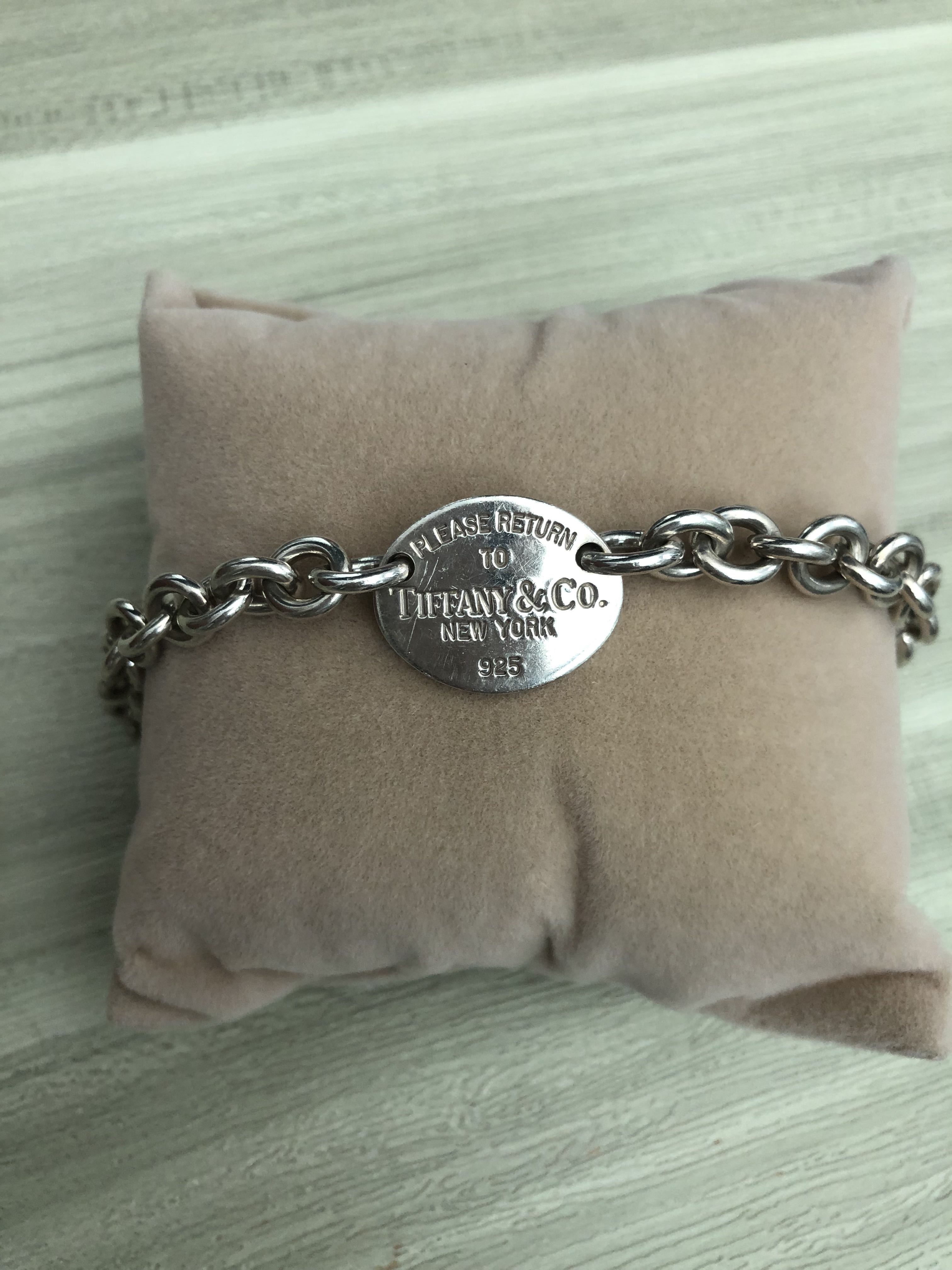 Tiffany hotsell oval bracelet