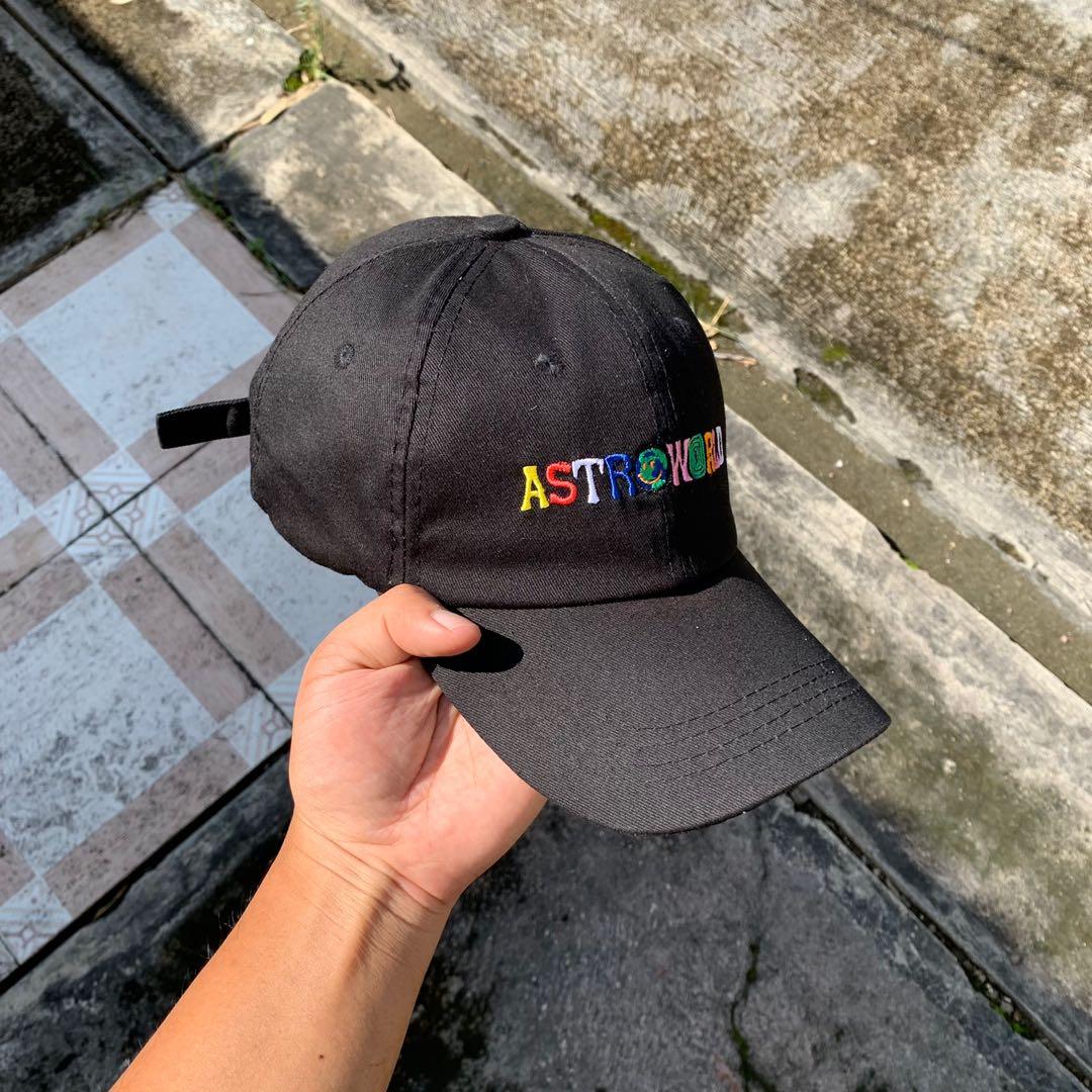 Topi Dadhat Astro World Travis Scoot 