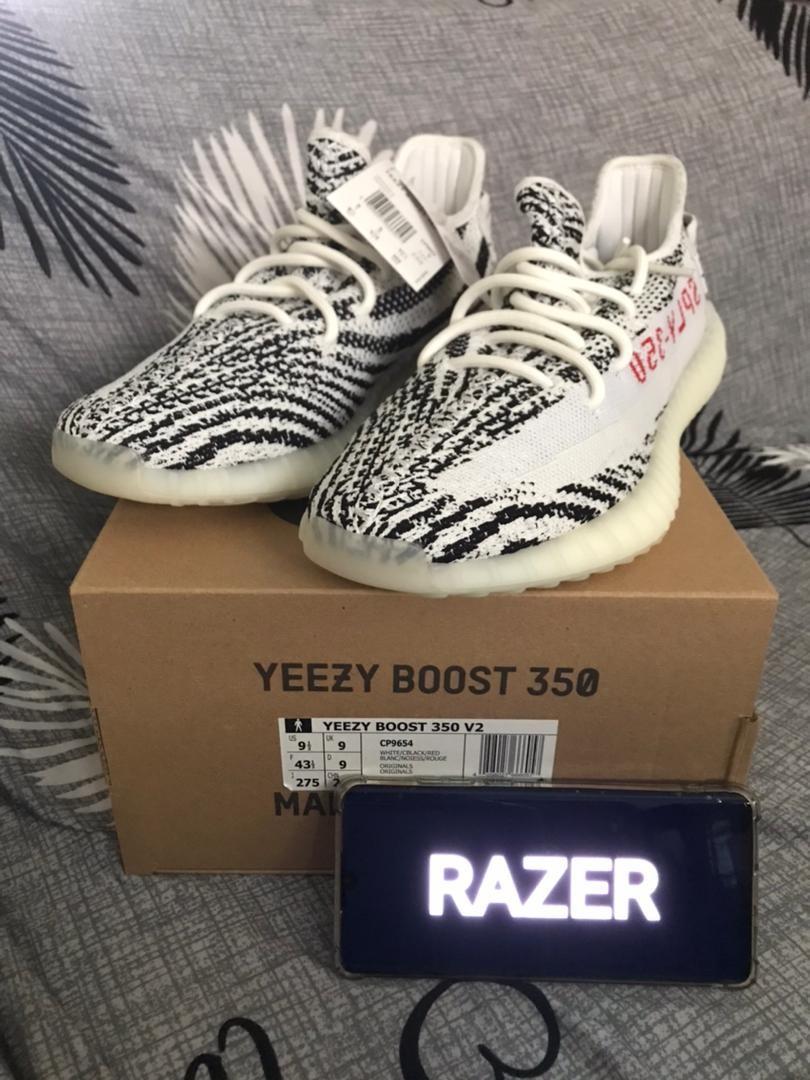 White core black red yeezy store