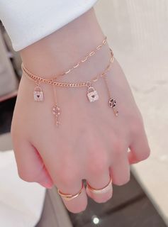 開啟幸福之匙18k玫瑰金鑽石手鏈
Key Diamond 18k Rose Gold Bracelet64226038433795110