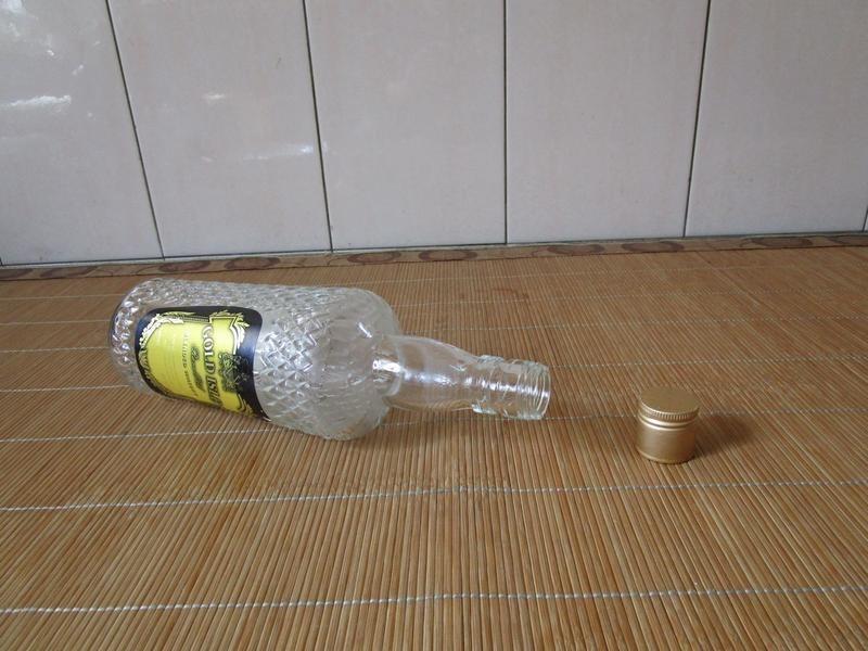 酩人島精選威士忌空酒瓶E-34, 興趣及遊戲, 收藏品及紀念品, 古董與其他