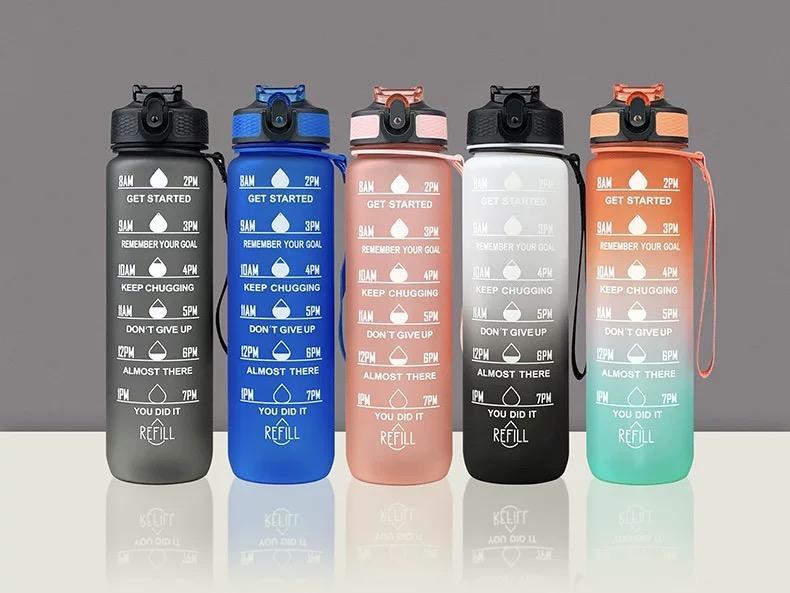 預購 Amazon熱賣 磨砂漸變 彩色提示水樽 吸管款1000ml 多色選擇a N 傢俬 家居 廚具和餐具 廚水杯 水壺 Carousell