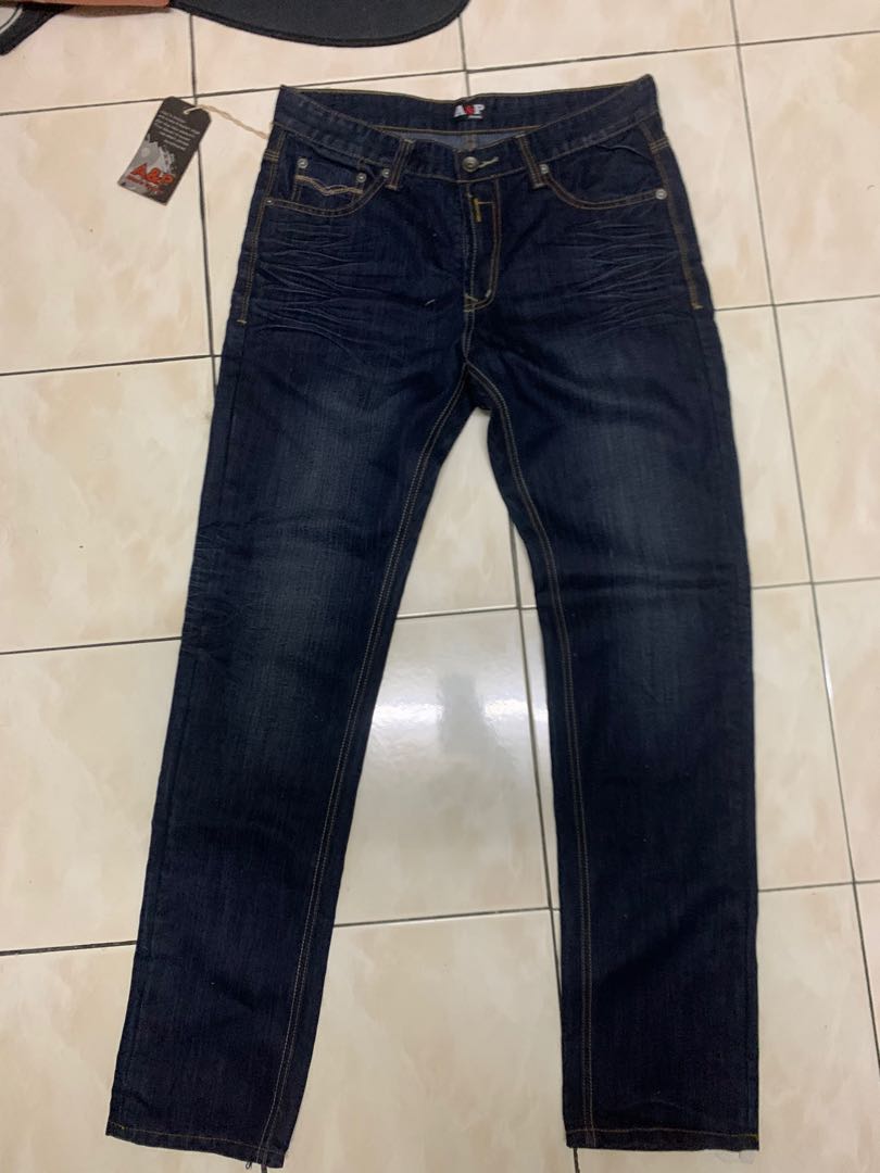 A&P jeans, Men's Fashion, Bottoms, Jeans on Carousell