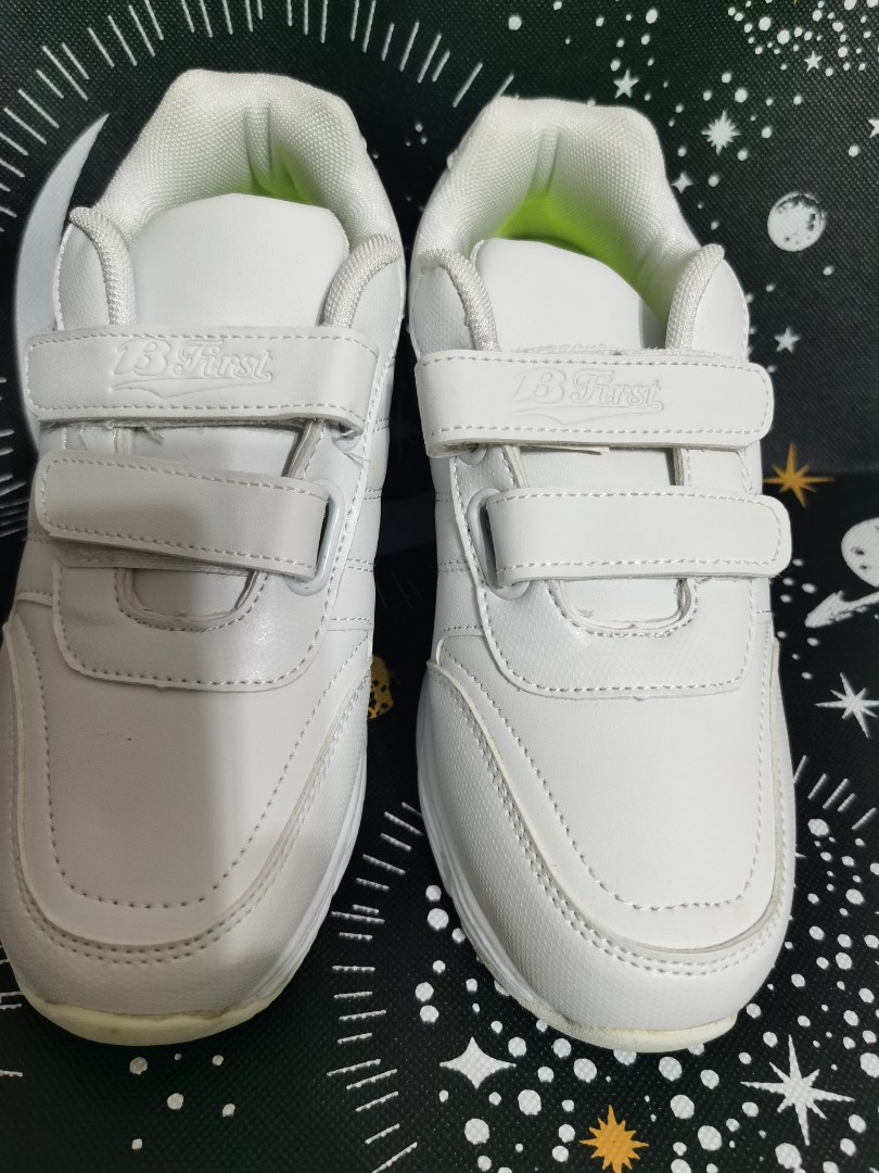 Bata white discount school shoes price