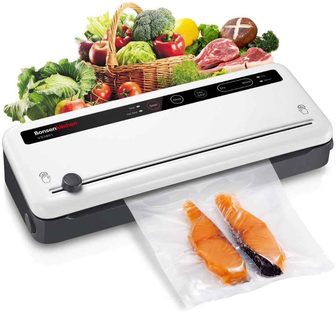 FoodSaver Space Saving Vacuum Sealer Machine with Sealer Bags and Roll for  Airtight Food Storage and Sous Vide, Silver 