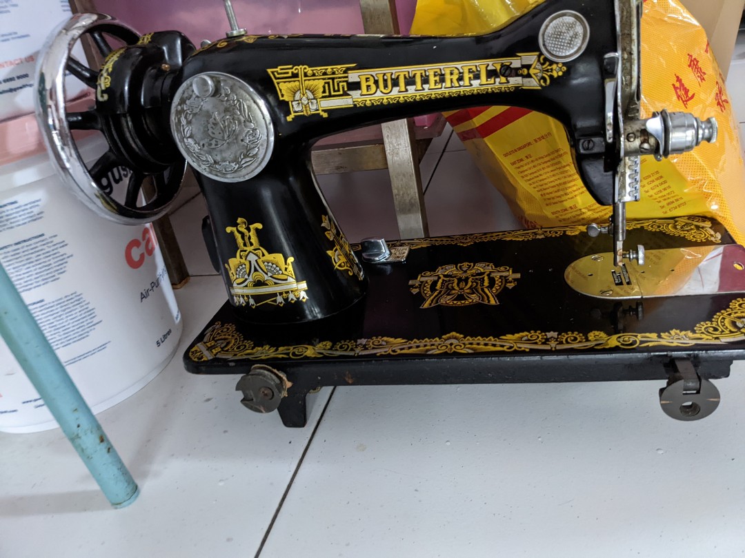 Vintage Butterfly Sewing Machine, Hobbies & Toys, Memorabilia & Collectibles, Vintage