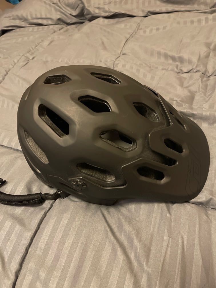 Cairbull SuperCross MTB Helmet (Free 