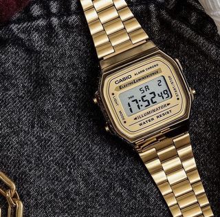 Casio 流行復古手錶 classic gold64238204279426110