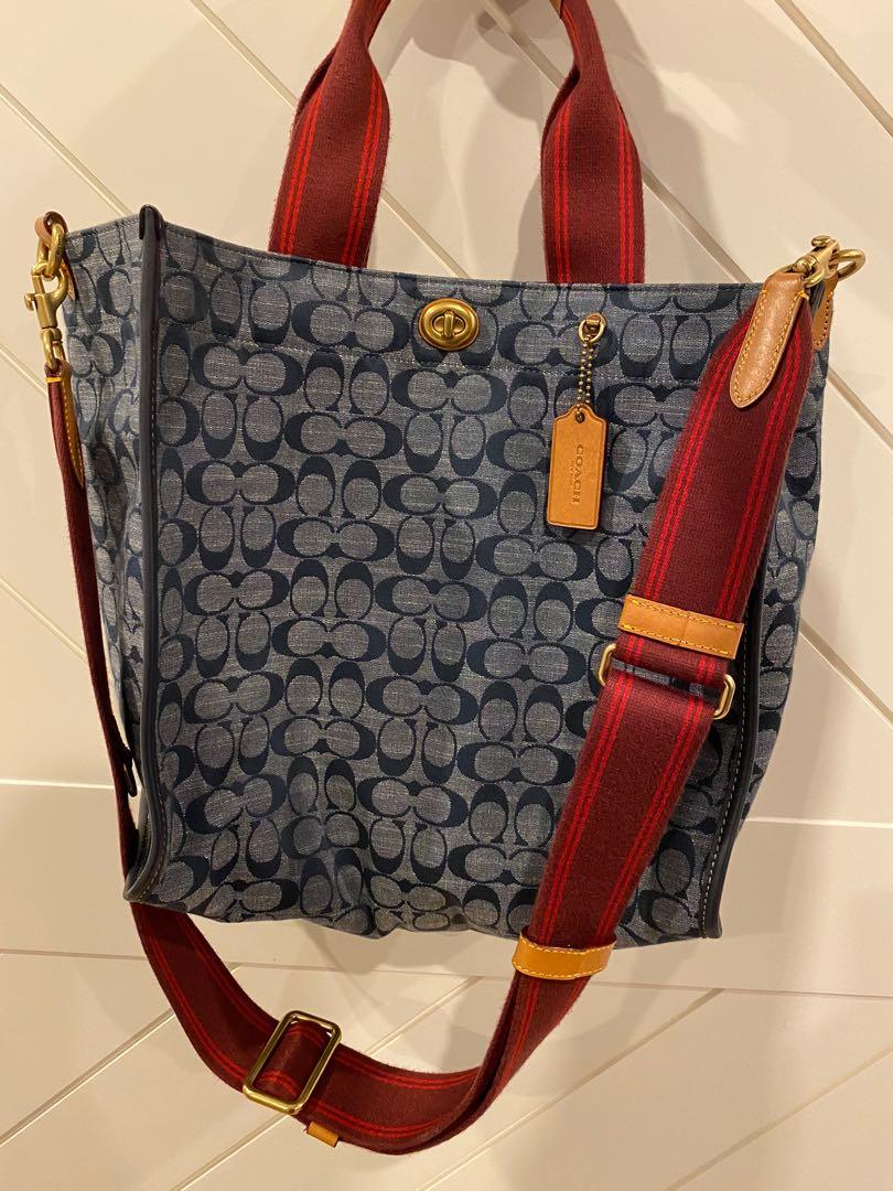 Coach signature chambray tote 34