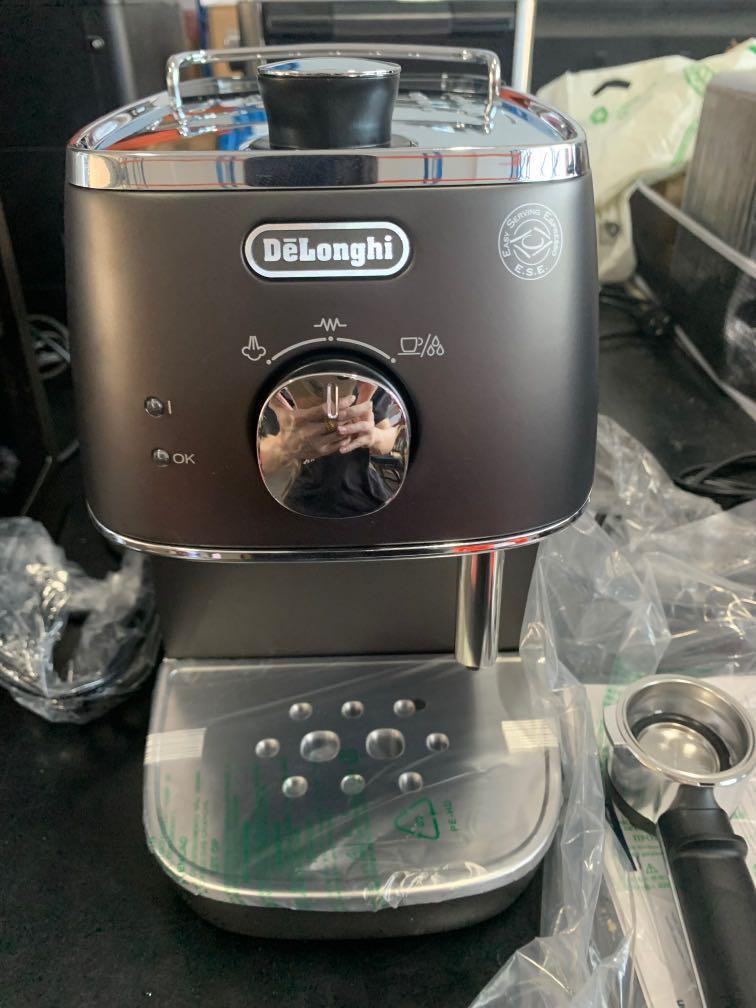 De'Longhi Distinta ECI341.BK Espresso Pump Coffee Machine (Black), TV