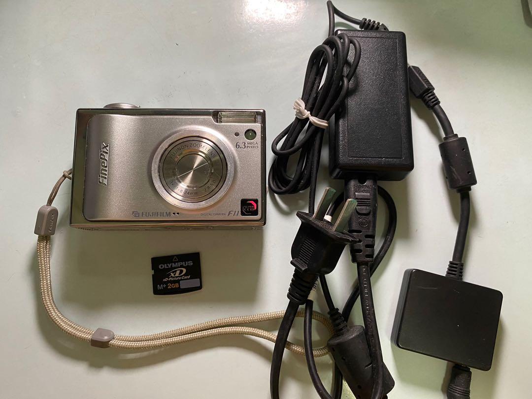 Fujifilm finepix F11 ccd 數碼相機, 攝影器材, 相機- Carousell