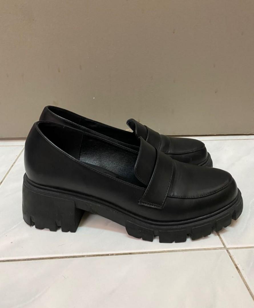 Loafer sales boots womens
