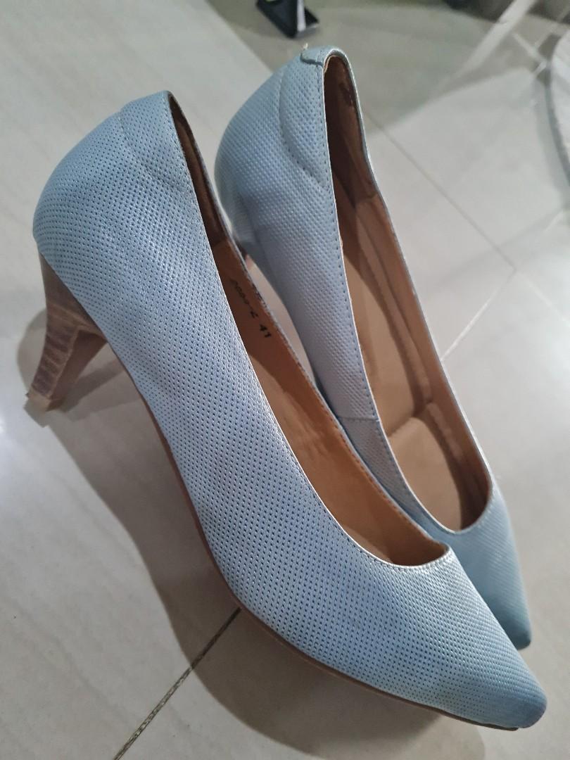 Blue heels cheap online