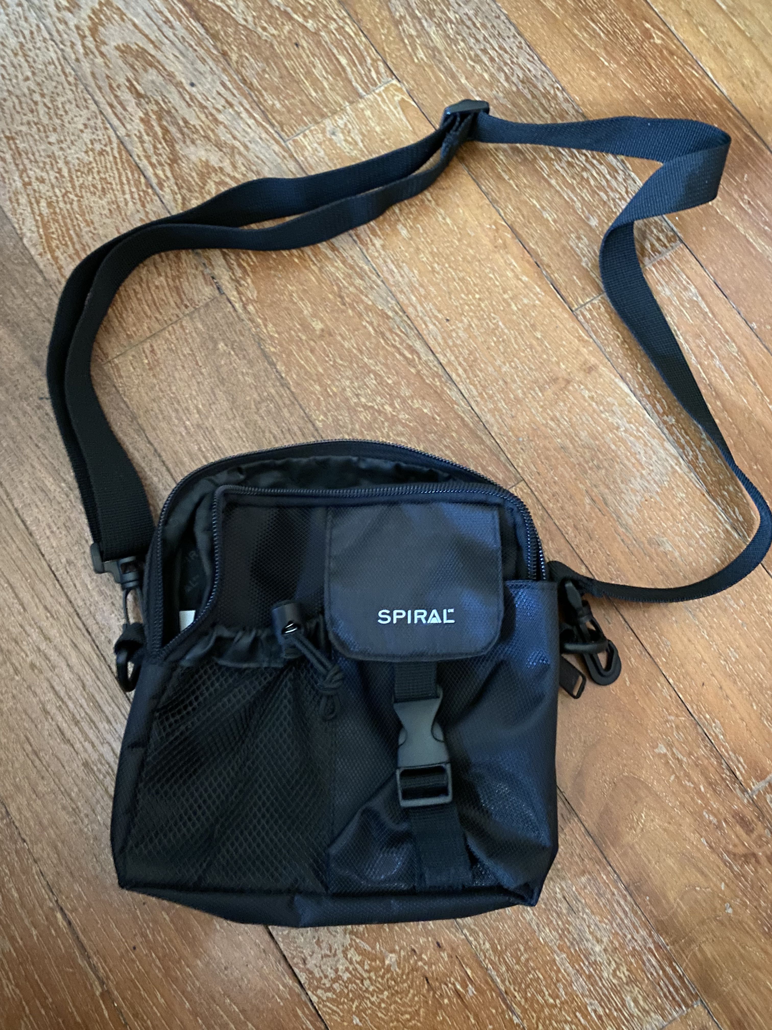 supreme shoulder bag grailed