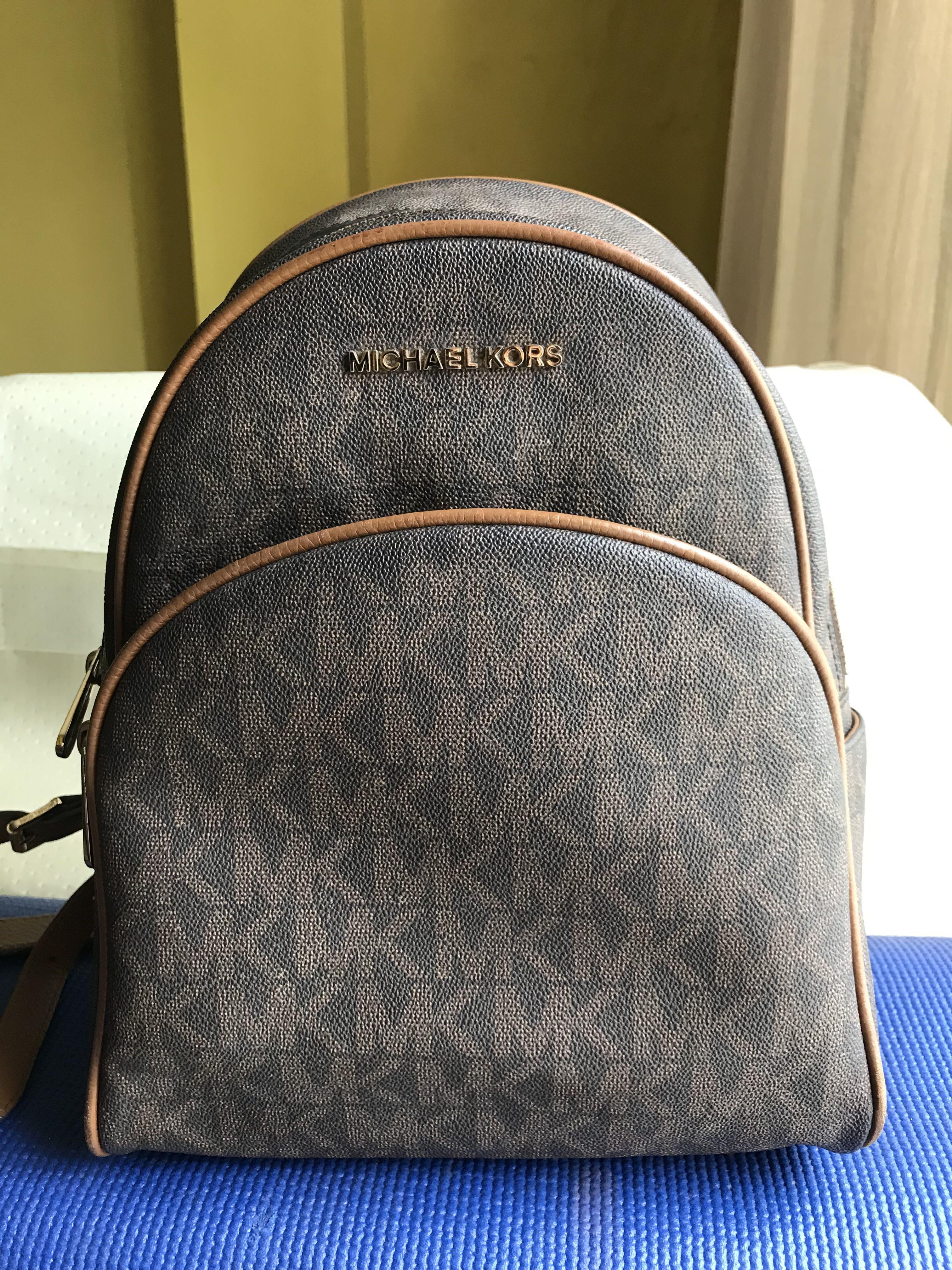 Michael Kors Abbey Backpack Medium