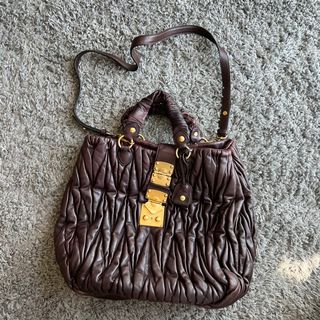 （分類：）位於 。 由 mssanna 提交（商品編號 1154836153，圖片 1）。簡介： 。