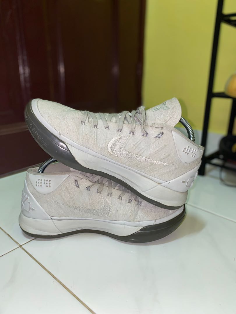Kobe ad shop ice white