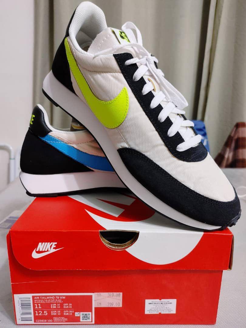 Nike tailwind 70 store