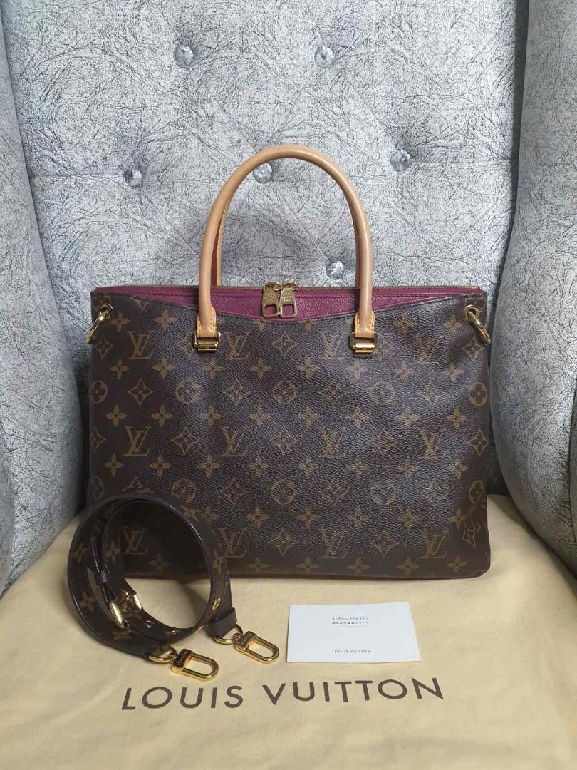 Pallas red mm (Category: Luxury Bags & Wallets) located in Butuan. Submitted by jen_pre (Listing ID 1154797163, Image 1). Description: .