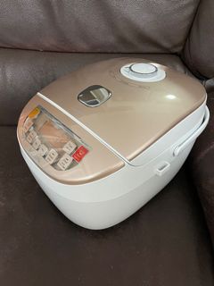 （分類：）位於 。 由 pikaca 提交（商品編號 1154921206，圖片 1）。簡介： 。