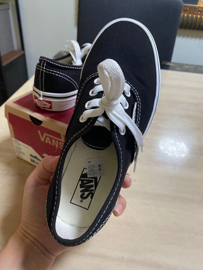 Preloved kids Vans Shoes size UK 2.5 Babies Kids Babies Kids