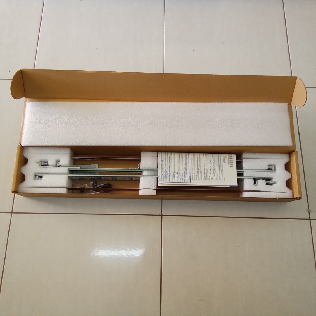 Server bracket for Dell PowerEdge R210, R220, R310, R410 & R415 ...