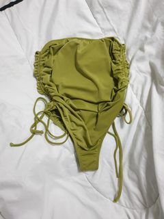 (Category: ) located in . Submitted by nineties.rack (Listing ID 1154941460, Image 1). Description: .