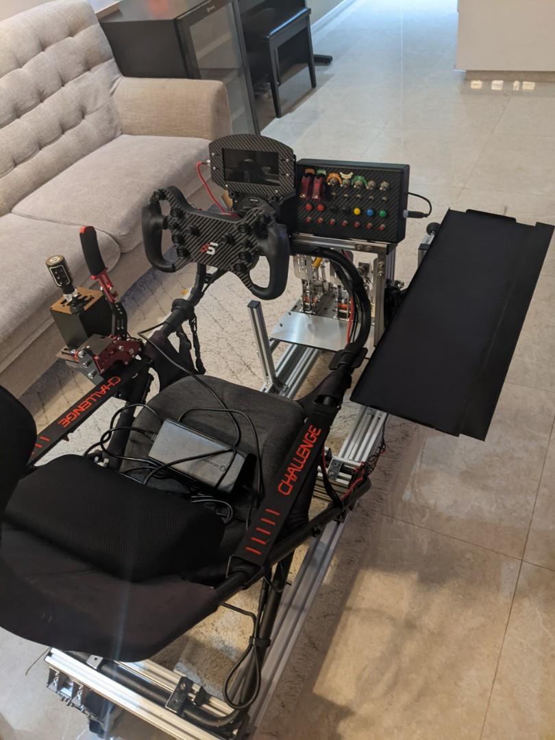 Playseat best sale challenge fanatec