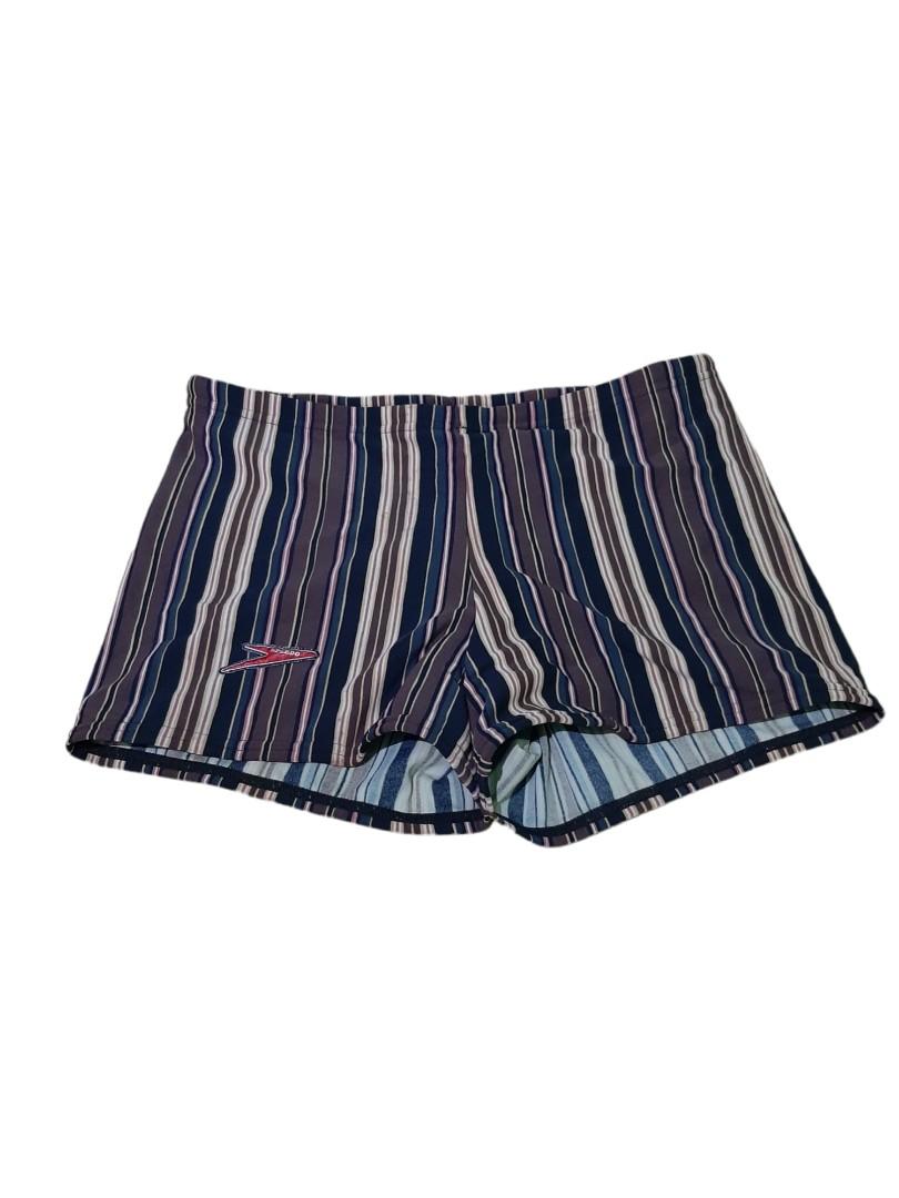 Speedo trunks for boys (Category: Swim Trunks & Board Shorts) located in Quezon City. Submitted by rc7tinc (Listing ID 1154942624, Image 1). Description: Preloved collection 💯Original Tag : D3 F75cm /44 Waist : 24 inches extensible Color may vary due to lighting.