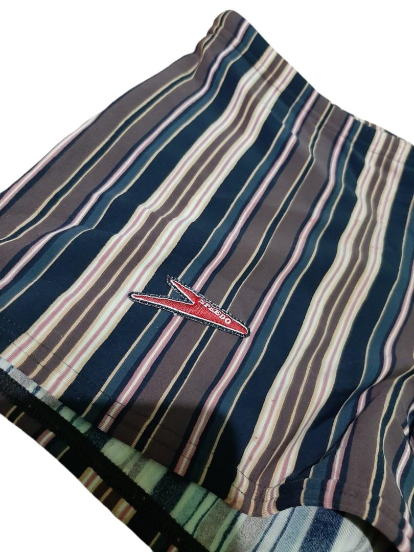 Speedo trunks for boys (Category: Swim Trunks & Board Shorts) located in Quezon City. Submitted by rc7tinc (Listing ID 1154942624, Image 2). Description: Preloved collection 💯Original Tag : D3 F75cm /44 Waist : 24 inches extensible Color may vary due to lighting.