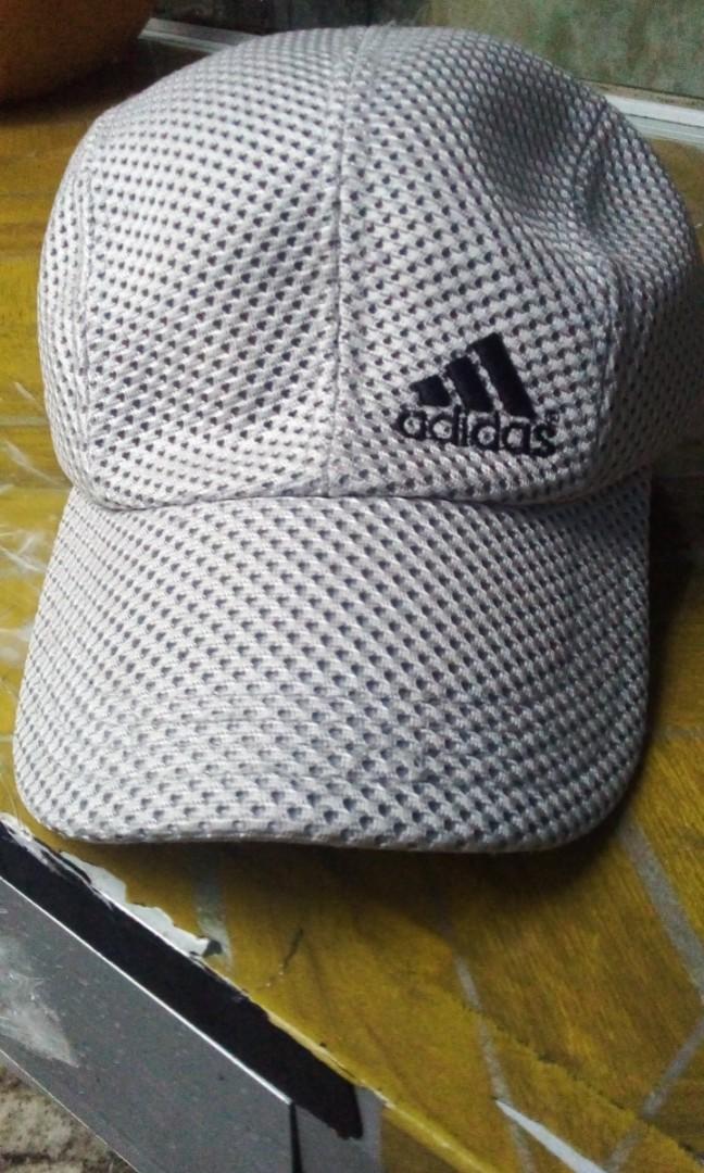Topi adidas #palinglaris, Fesyen Pria 