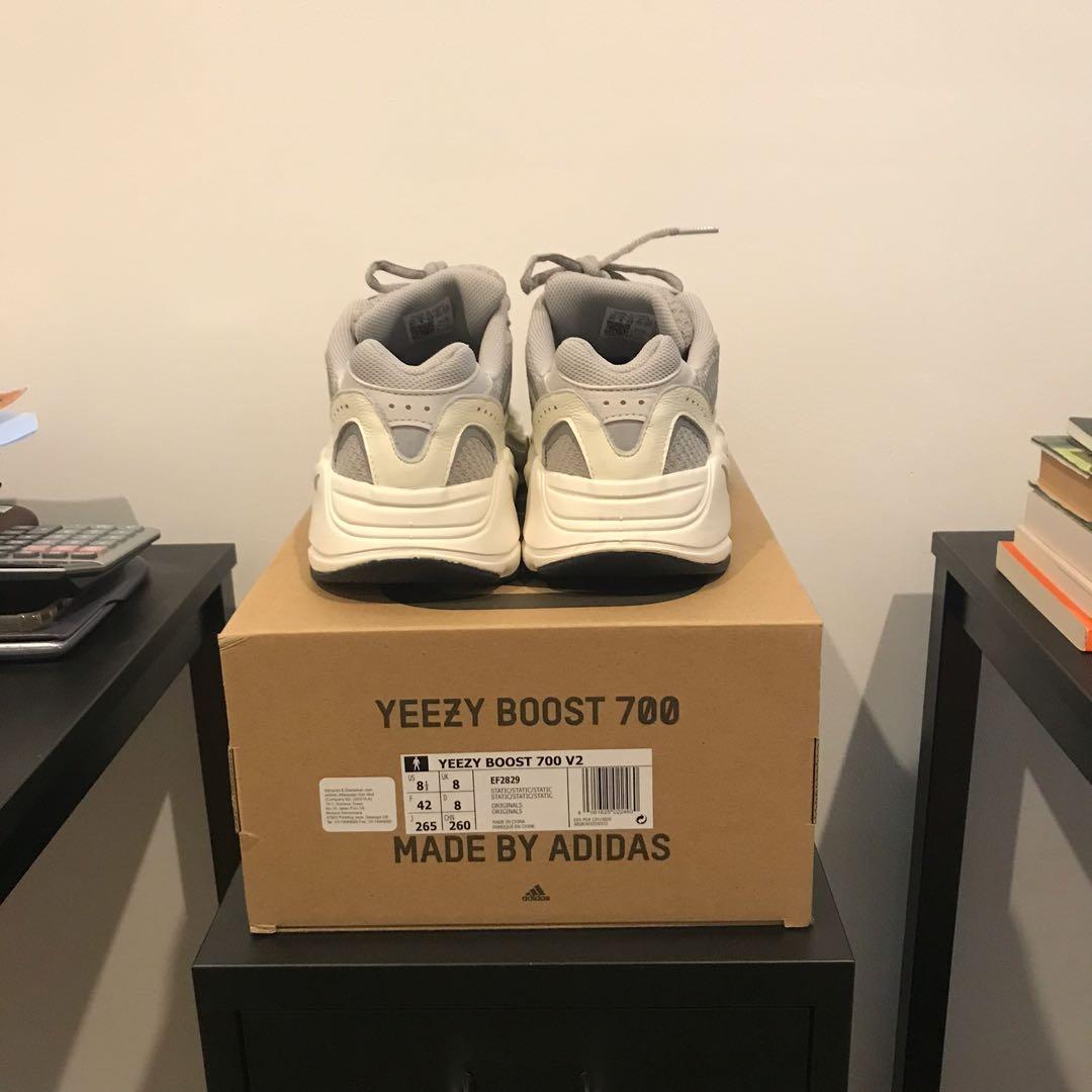 yeezy 700 static uk
