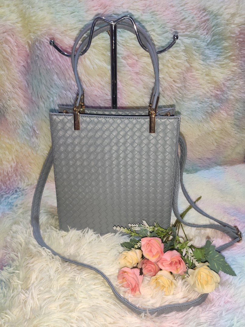 2 way banig style stand alone bag, Women's Fashion, Bags & Wallets