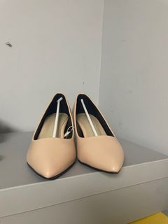 （分類：）位於 。 由 ashtangiedith 提交（商品編號 1155046813，圖片 1）。簡介： 。