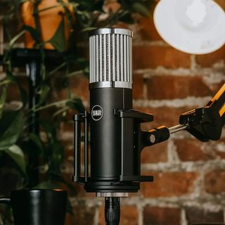 （分類：）位於 。 由 fun_music_center 提交（商品編號 1155081381，圖片 1）。簡介： 。