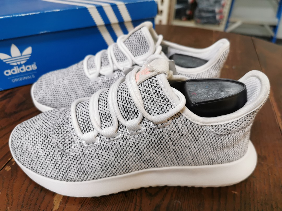 Tubular shadow w store