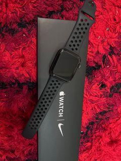 Apple watch series 3 nike 42mm, Mobile Phones \u0026 Gadgets, Wearables \u0026 Smart  Watches on Carousell