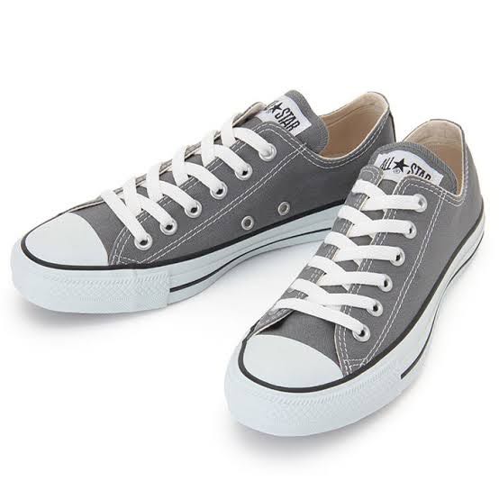 Authentic Converse low cut gray sneakers US10 Men s Fashion