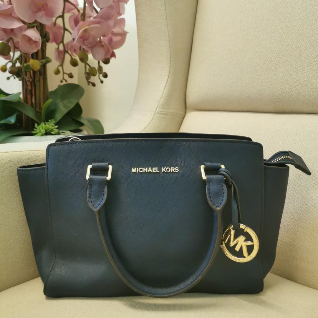 Beg shop michael kors