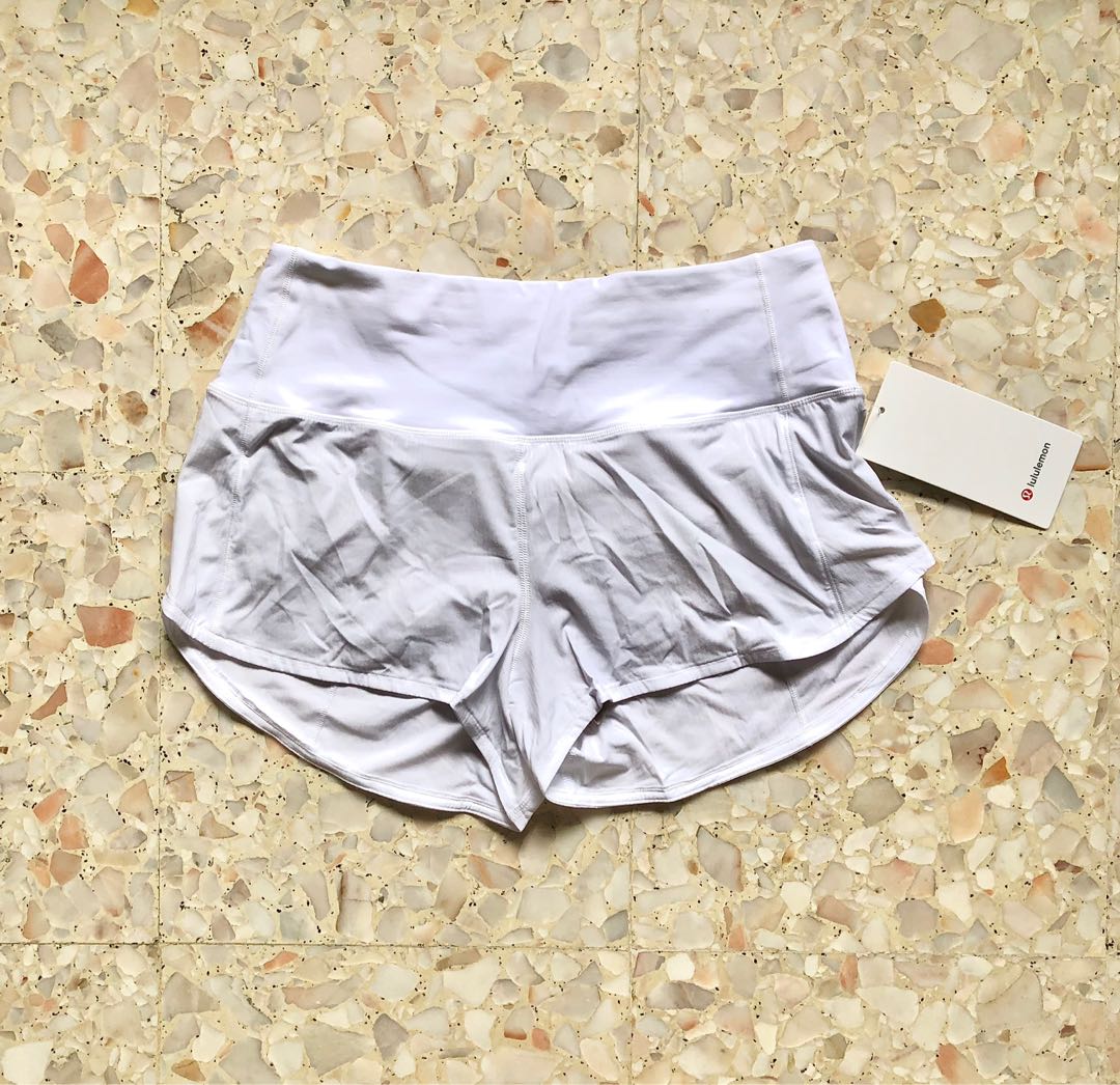 BN Lululemon Hotty Hot shorts 4” HR in White , Women's Fashion, Activewear  on Carousell