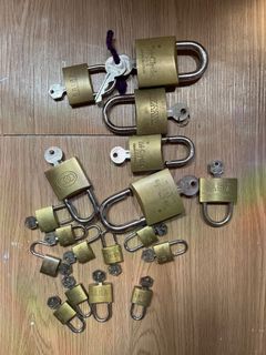 （分類：）位於 。 由 dorofree 提交（商品編號 1154983637，圖片 1）。簡介： 。